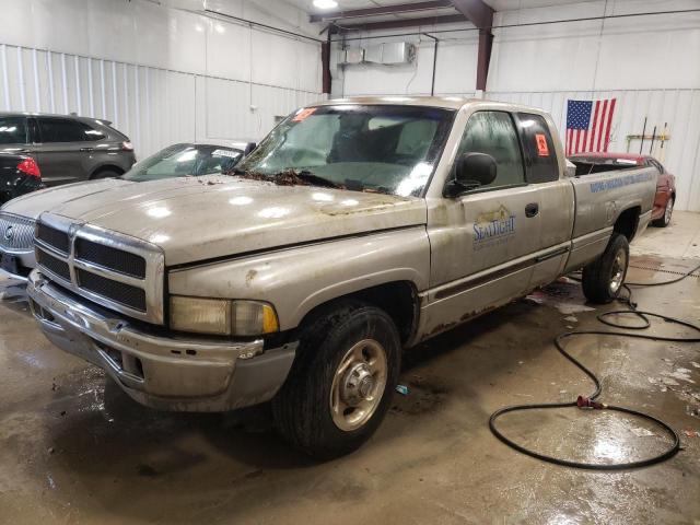 DODGE RAM 2500 2000 with VIN 1B7KC236XYJ165359 - Photo from auction