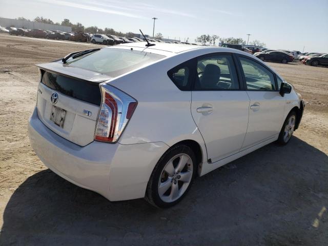 Photo 3 from auction – 2013 TOYOTA PRIUS with VIN JTDKN3DU6D0350103