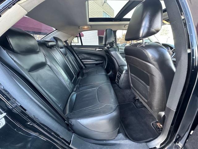 Photo 6 from auction – 2016 CHRYSLER 300C with VIN 2C3CCAKG4GH106563