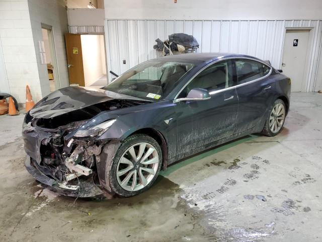 TESLA MODEL 3 2018 with VIN 5YJ3E1EB6JF132696 - Photo from auction