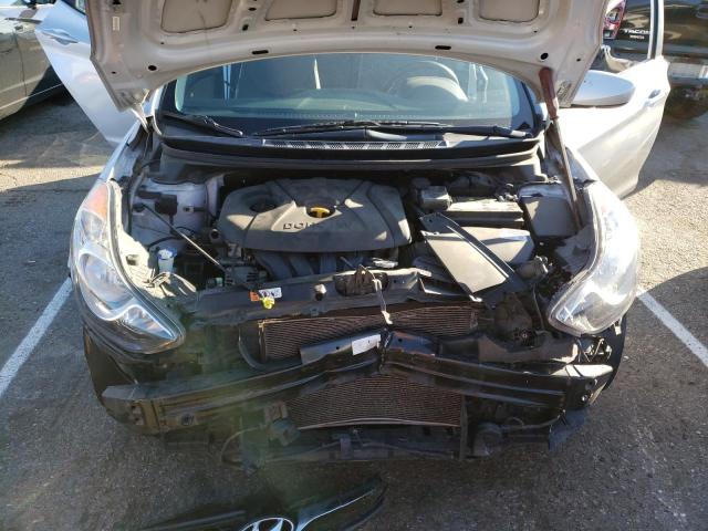 Photo 11 from auction – 2012 HYUNDAI ELANTRA GL with VIN KMHDH4AE2CU399045