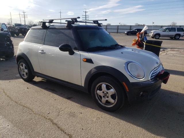 Photo 4 from auction – 2010 MINI COOPER with VIN WMWMF3C53ATZ28178