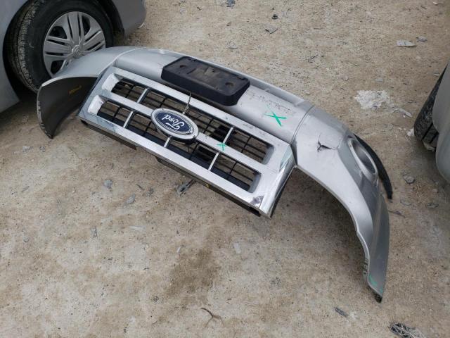 Photo 13 from auction – 2009 FORD ESCAPE XLS with VIN 1FMCU02739KB00814