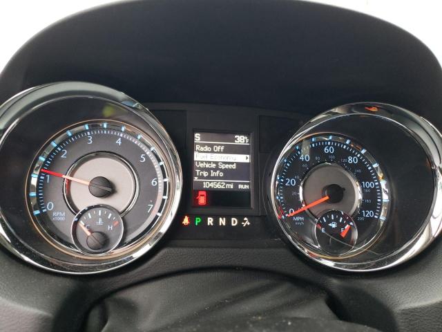 Photo 9 from auction – 2016 CHRYSLER TOWN & COU with VIN 2C4RC1BG9GR287904