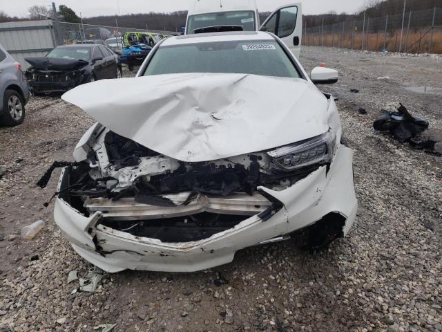 Photo 5 from auction – 2019 ACURA TLX TECHNO with VIN 19UUB2F41KA009208