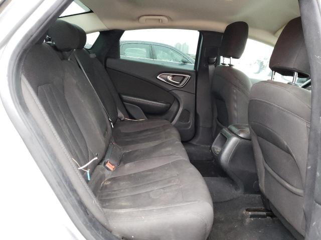 Photo 10 from auction – 2016 CHRYSLER 200 LIMITE with VIN 1C3CCCAB1GN105766