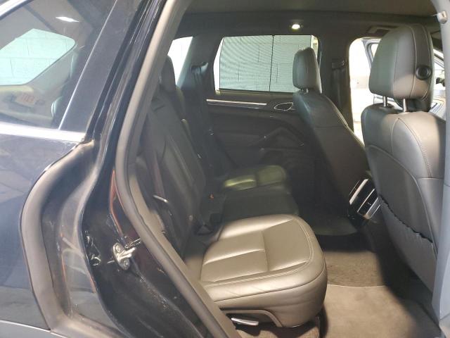 Photo 11 from auction – 2016 PORSCHE CAYENNE S with VIN WP1AB2A27GLA94394
