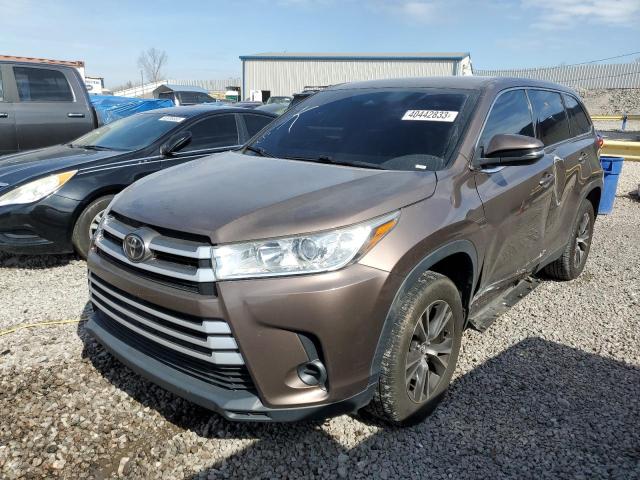 TOYOTA HIGHLANDER 2019 with VIN 5TDZZRFH3KS304258 - Photo from auction