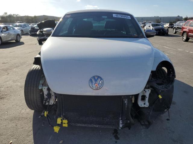 Photo 5 from auction – 2014 VOLKSWAGEN BEETLE with VIN 3VWJL7AT8EM656641