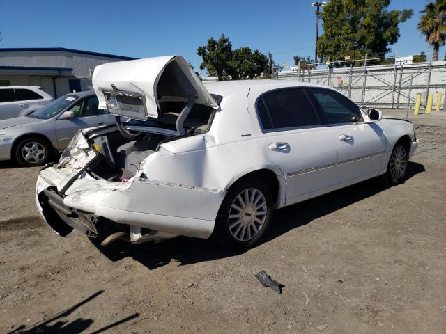 Photo 3 from auction – 2003 LINCOLN TOWN CAR E with VIN 1LNHM81W03Y623712