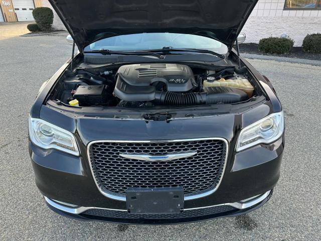 Photo 7 from auction – 2016 CHRYSLER 300C with VIN 2C3CCAKG4GH106563