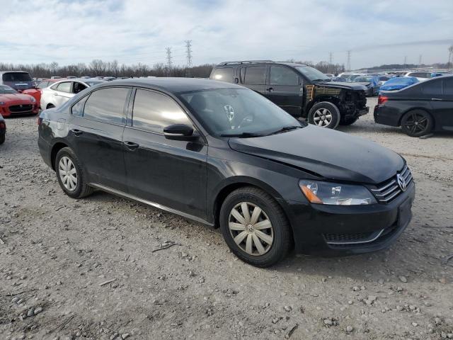 Photo 4 from auction – 2013 VOLKSWAGEN PASSAT S with VIN 1VWAP7A34DC010792