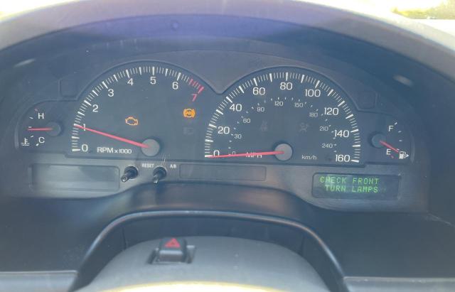 Photo 8 from auction – 2002 FORD THUNDERBIR with VIN 1FAHP60A32Y121108