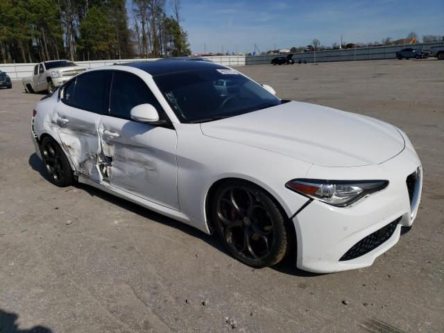 Photo 4 from auction – 2018 ALFA ROMEO GIULIA TI with VIN ZARFAEEN5J7588596