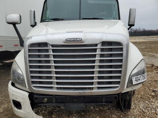 Photo 7 from auction – 2013 FREIGHTLINER CASCADIA 1 with VIN 3AKJGLDR1DSBB5152