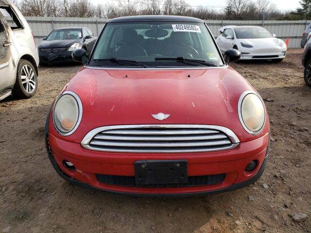 Photo 5 from auction – 2007 MINI COOPER with VIN WMWMF33527TT56609