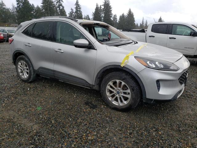 Photo 4 from auction – 2020 FORD ESCAPE SE with VIN 1FMCU9G65LUB06842