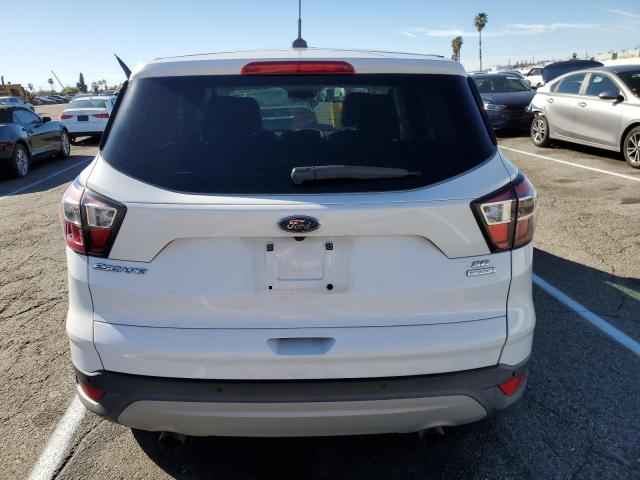 صورة رقم 6 من المزاد - 2017 FORD ESCAPE SE مع VIN 1FMCU0GD0HUB05101