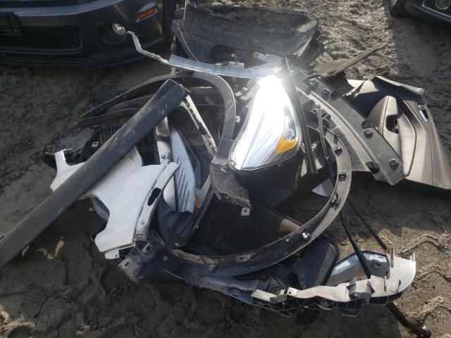 Photo 12 from auction – 2018 FORD ESCAPE SEL with VIN 1FMCU0HD9JUC34846