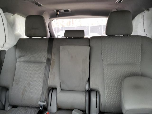 Photo 10 from auction – 2018 TOYOTA HIGHLANDER with VIN 5TDZARFH8JS040864