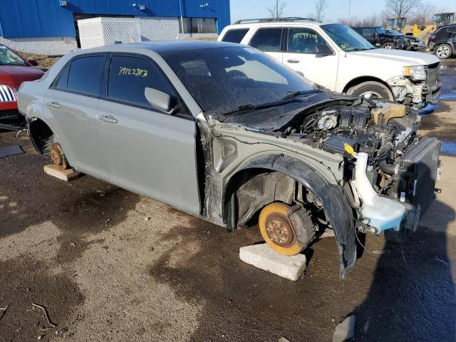 Photo 4 from auction – 2016 CHRYSLER 300 S with VIN 2C3CCAGG5GH244623