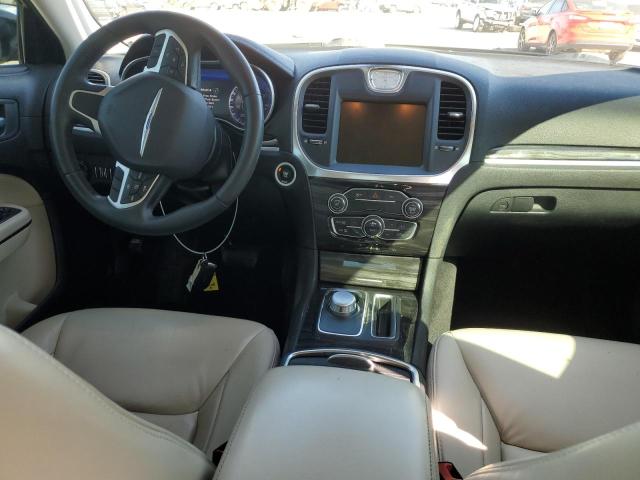 Photo 8 from auction – 2016 CHRYSLER 300 LIMITE with VIN 2C3CCAAG9GH261403