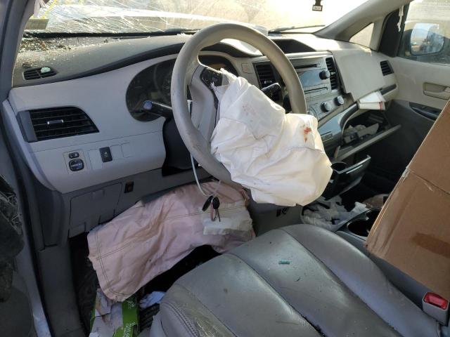 Photo 8 from auction – 2011 TOYOTA SIENNA LE with VIN 5TDJK3DC3BS011479