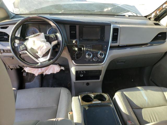 Photo 8 from auction – 2015 TOYOTA SIENNA XLE with VIN 5TDYK3DC5FS601882