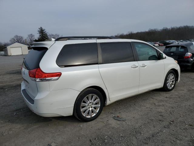 Photo 3 from auction – 2011 TOYOTA SIENNA XLE with VIN 5TDYK3DC2BS028014