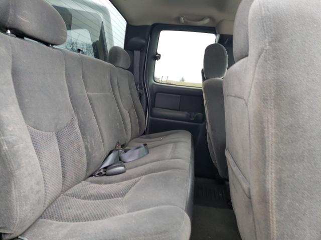 Photo 10 from auction – 2004 CHEVROLET SILVERADO with VIN 2GCEK19T841109335