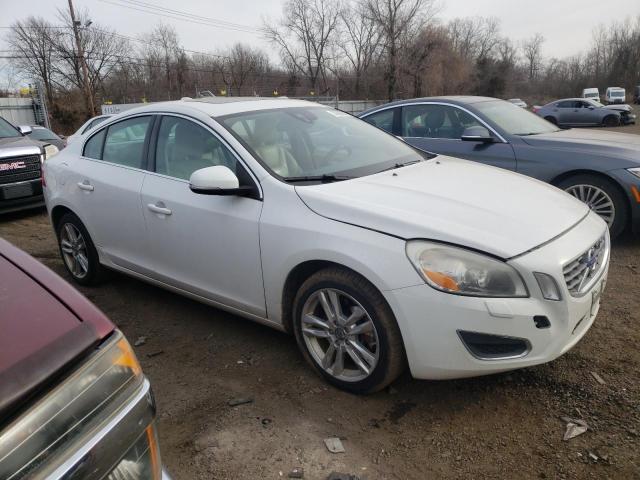 Photo 4 from auction – 2011 VOLVO S60 T6 with VIN YV1902FH8B2009174