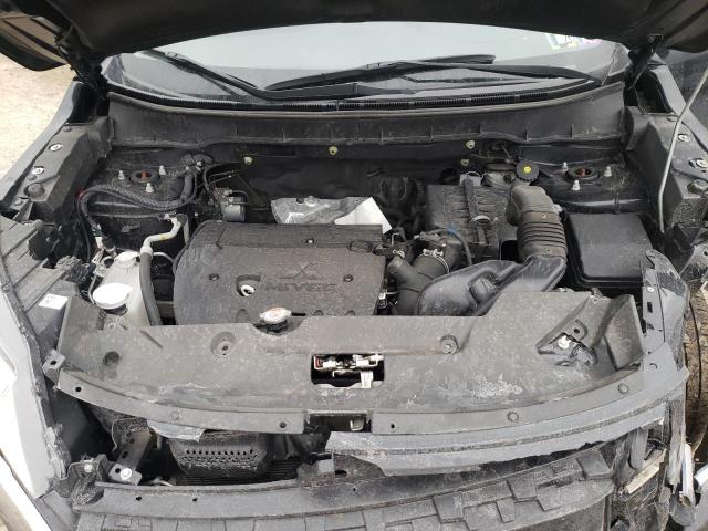 Photo 11 from auction – 2022 MITSUBISHI OUTLANDER with VIN JA4ARUAUXNU002979