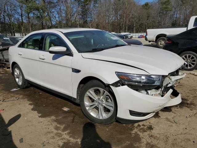 Photo 4 from auction – 2017 FORD TAURUS SEL with VIN 1FAHP2E84HG128565