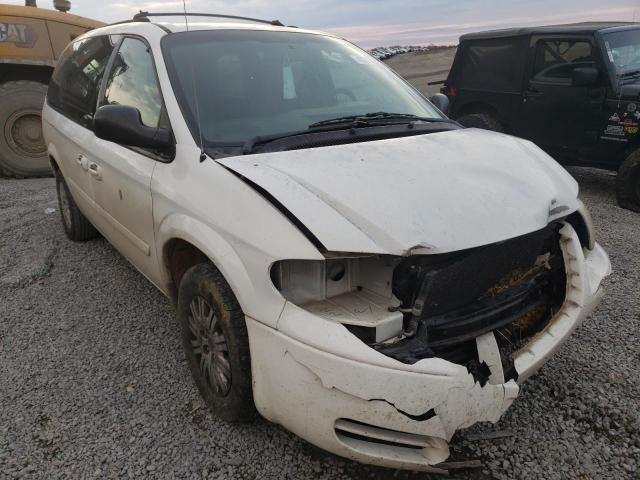 Photo 4 from auction – 2005 CHRYSLER TOWN & COU with VIN 2C4GP44R35R161322
