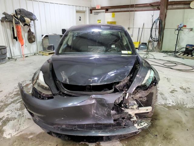 Photo 5 from auction – 2018 TESLA MODEL 3 with VIN 5YJ3E1EB6JF132696