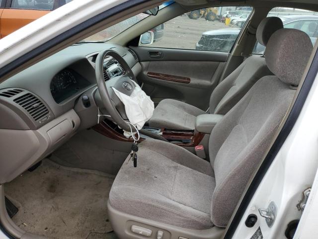 Photo 7 from auction – 2004 TOYOTA CAMRY LE with VIN JTDBE32K840276247
