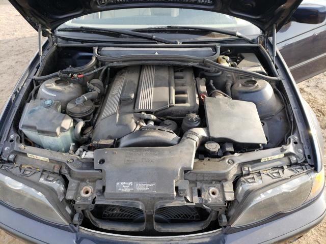 Photo 11 from auction – 2003 BMW 325 I with VIN WBAET37403NJ33949