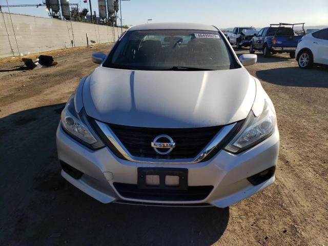 Foto 5 de la subasta – 2017 NISSAN ALTIMA con VIN 1N4AL3AP1HC230025