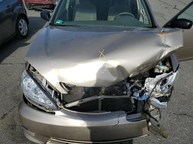 Photo 11 from auction – 2005 TOYOTA CAMRY LE with VIN JTDBE32K750308686