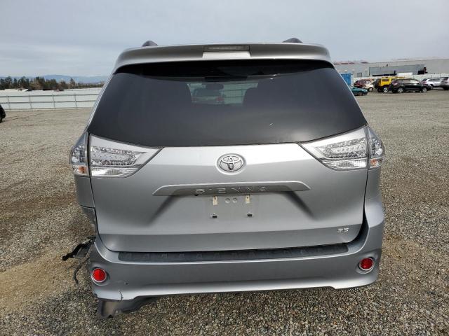 Photo 6 from auction – 2016 TOYOTA SIENNA SE with VIN 5TDXK3DC7GS729943