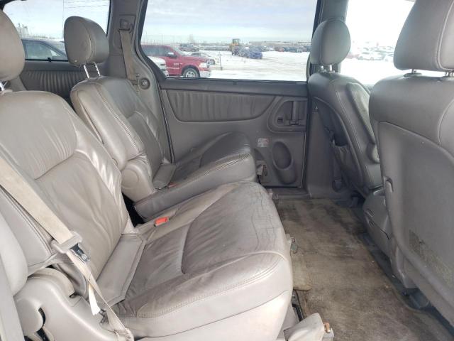 Photo 11 from auction – 2004 TOYOTA SIENNA XLE with VIN 5TDBA22C24S002568