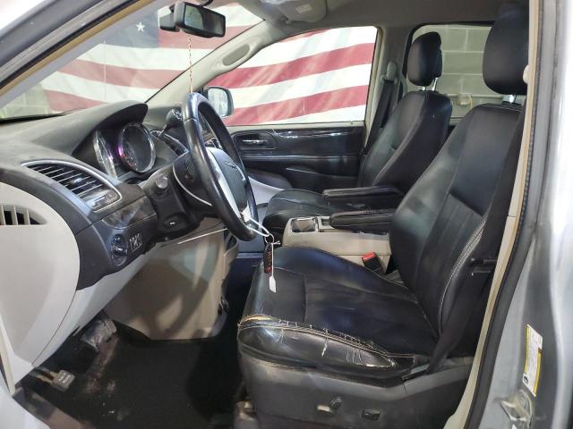 Photo 7 from auction – 2014 CHRYSLER TOWN & COU with VIN 2C4RC1CGXER340105
