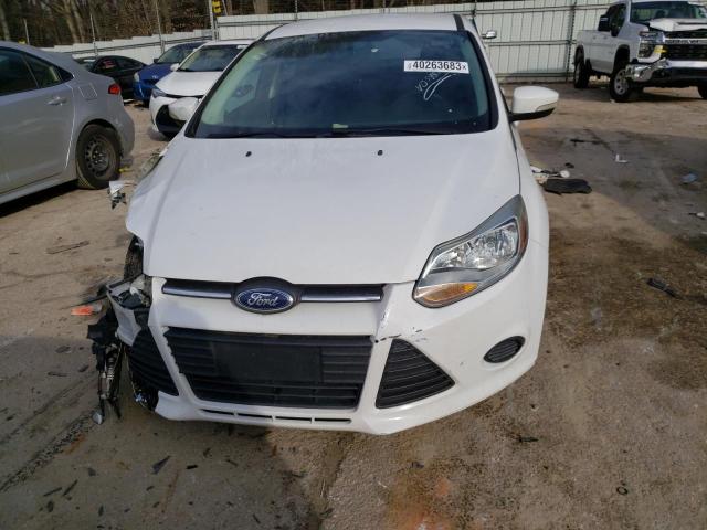 Photo 5 from auction – 2014 FORD FOCUS SE with VIN 1FADP3F28EL442415