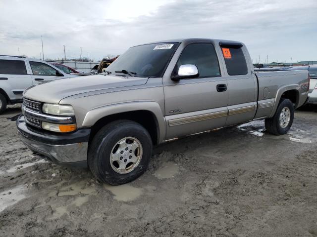 CHEVROLET SILVERADO 2001 with VIN 2GCEK19T011104268 - Photo from auction
