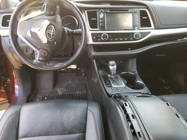 Photo 8 from auction – 2019 TOYOTA HIGHLANDER with VIN 5TDKZRFH1KS292189