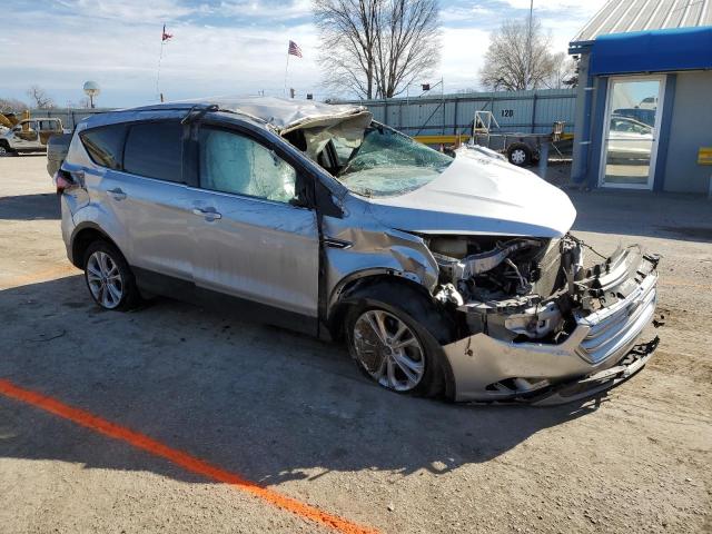 Photo 4 from auction – 2017 FORD ESCAPE SE with VIN 1FMCU0GD5HUE38992