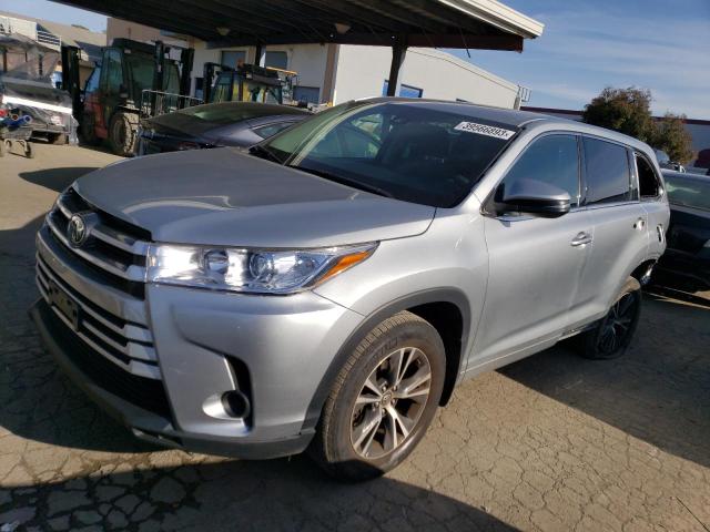 TOYOTA HIGHLANDER 2017 مع رقم تعريف المركبة 5TDBZRFH9HS441831 - صورة من المزاد