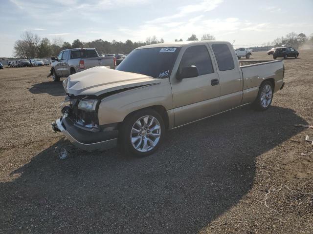 CHEVROLET SILVERADO 2004 with VIN 2GCEC19TX41252848 - Photo from auction