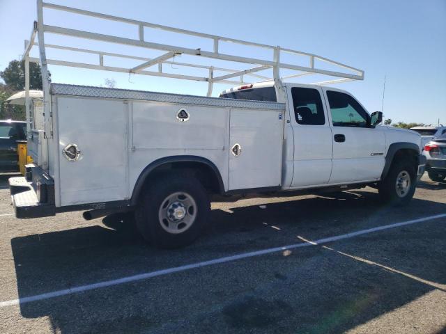 Photo 3 from auction – 2005 CHEVROLET SILVERADO with VIN 1GBHC29UX5E107213