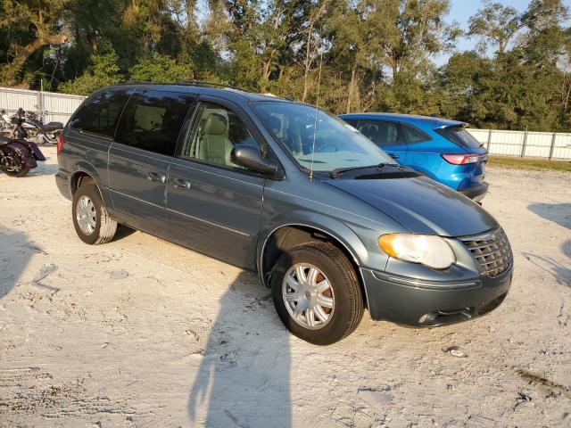 Photo 4 from auction – 2006 CHRYSLER TOWN & COU with VIN 2A4GP54L86R805569